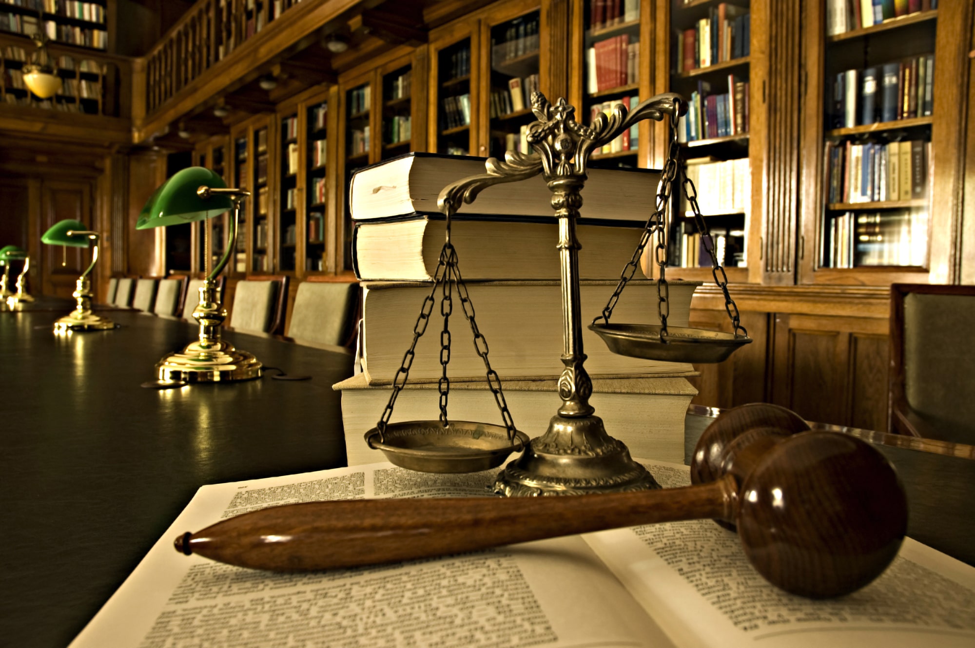 Five Qualities to Look for When Hiring a Lawyer